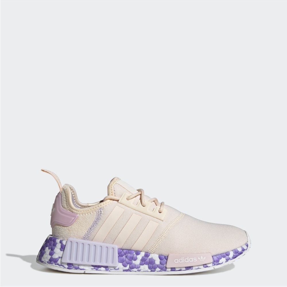 New in Box - adidas Originals NMD_R1 Shoes Women's Wonder White